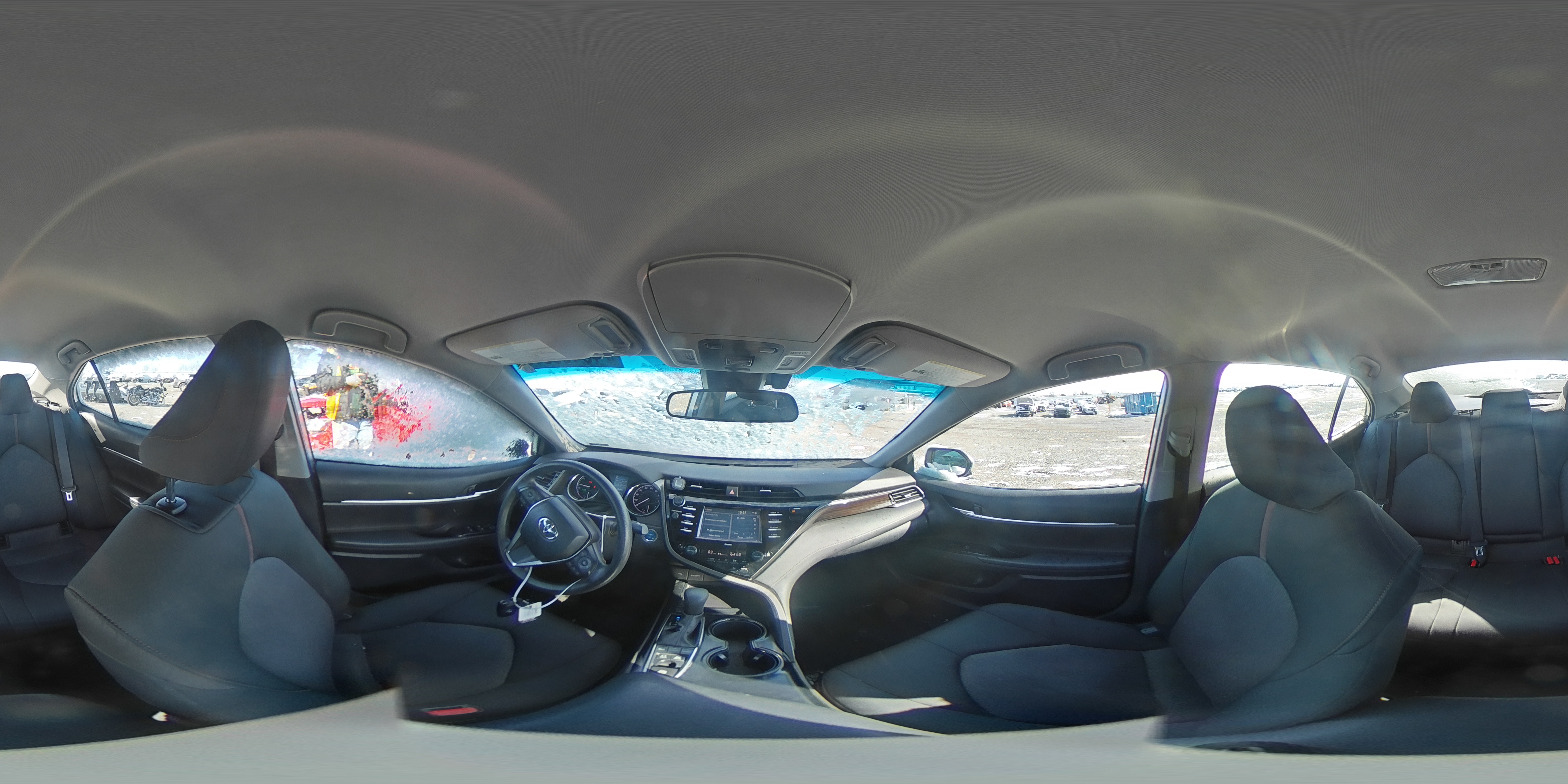 2020 Toyota Camry - Image 12