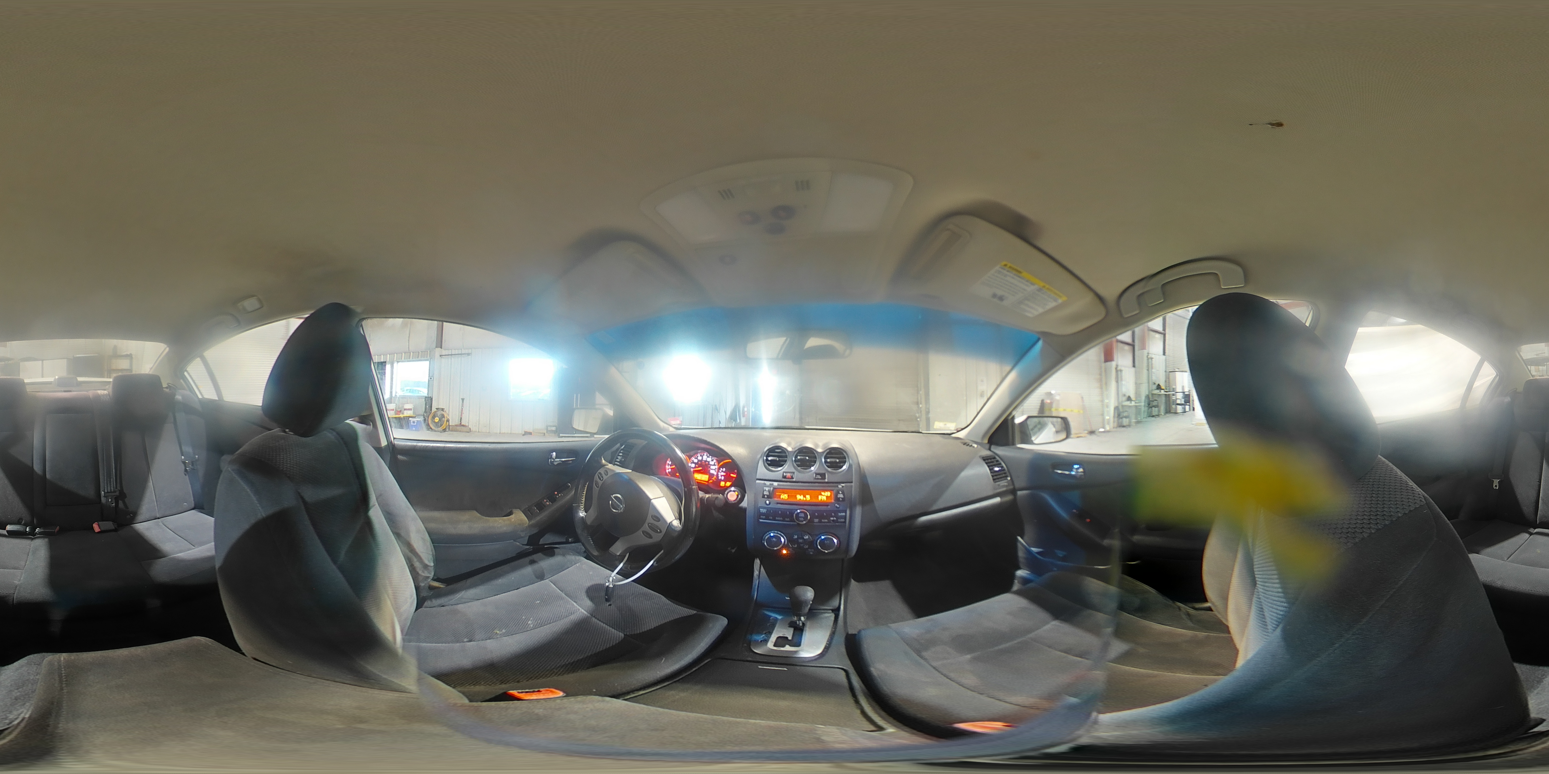 2009 Nissan Altima - Image 13