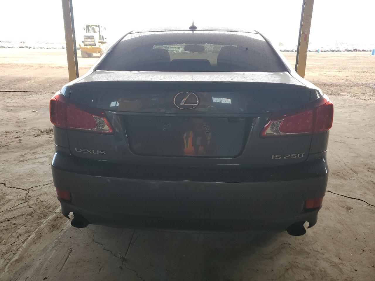 2010 Lexus IS - Image 6