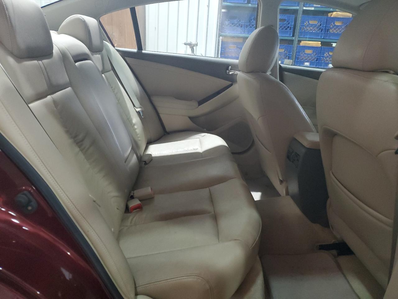 2010 Nissan Altima - Image 10