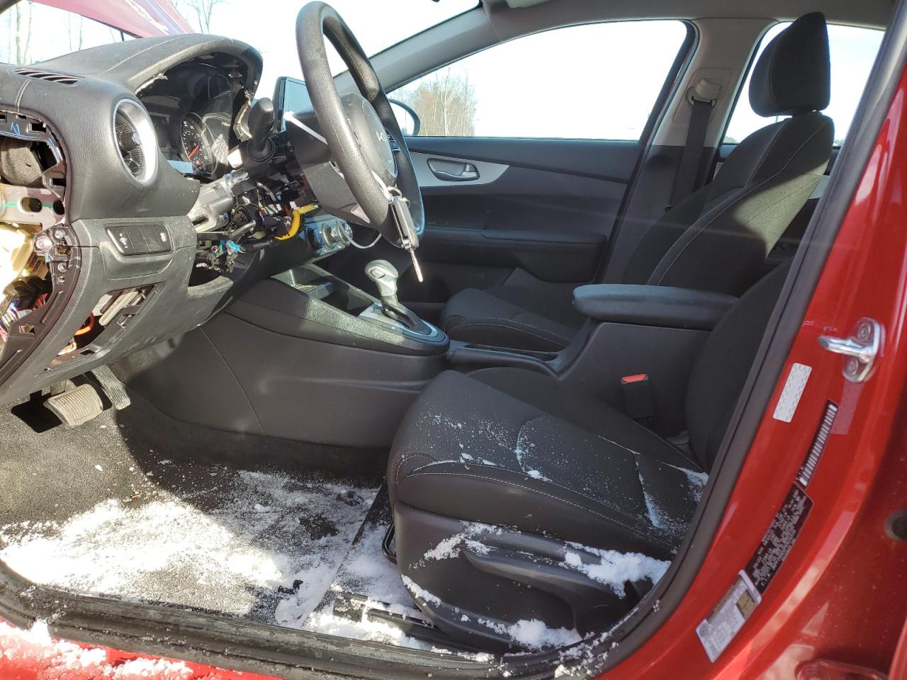 2023 Kia Forte - Image 7