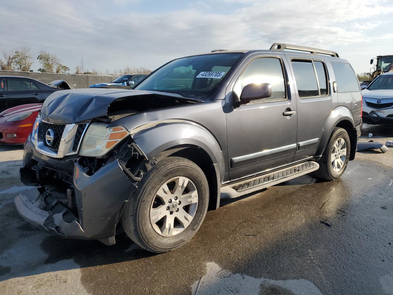 2011 Nissan Pathfinder - Image 1