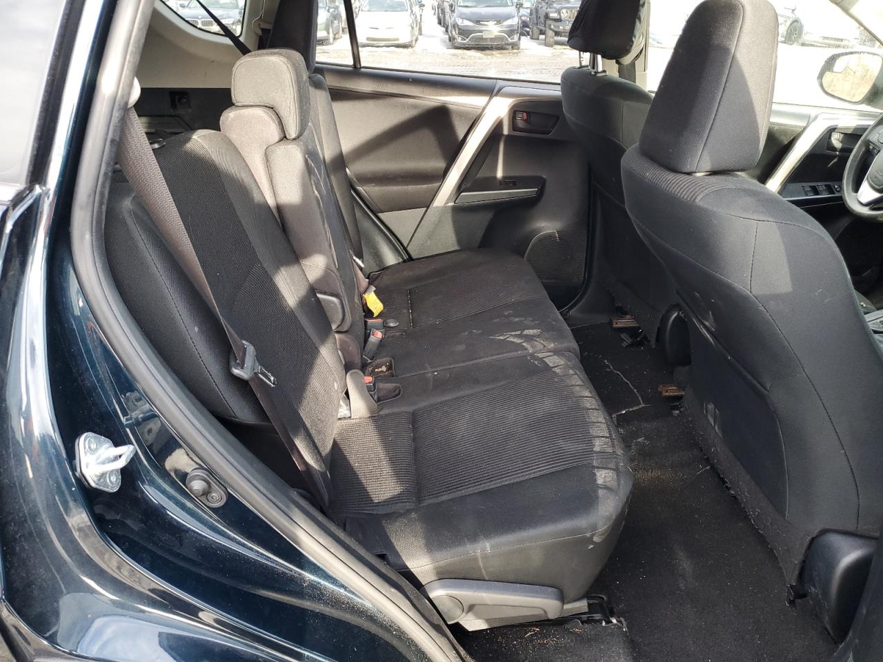 2018 Toyota RAV 4 - Image 10