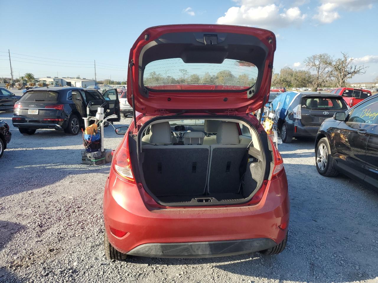 2011 Ford Fiesta - Image 6