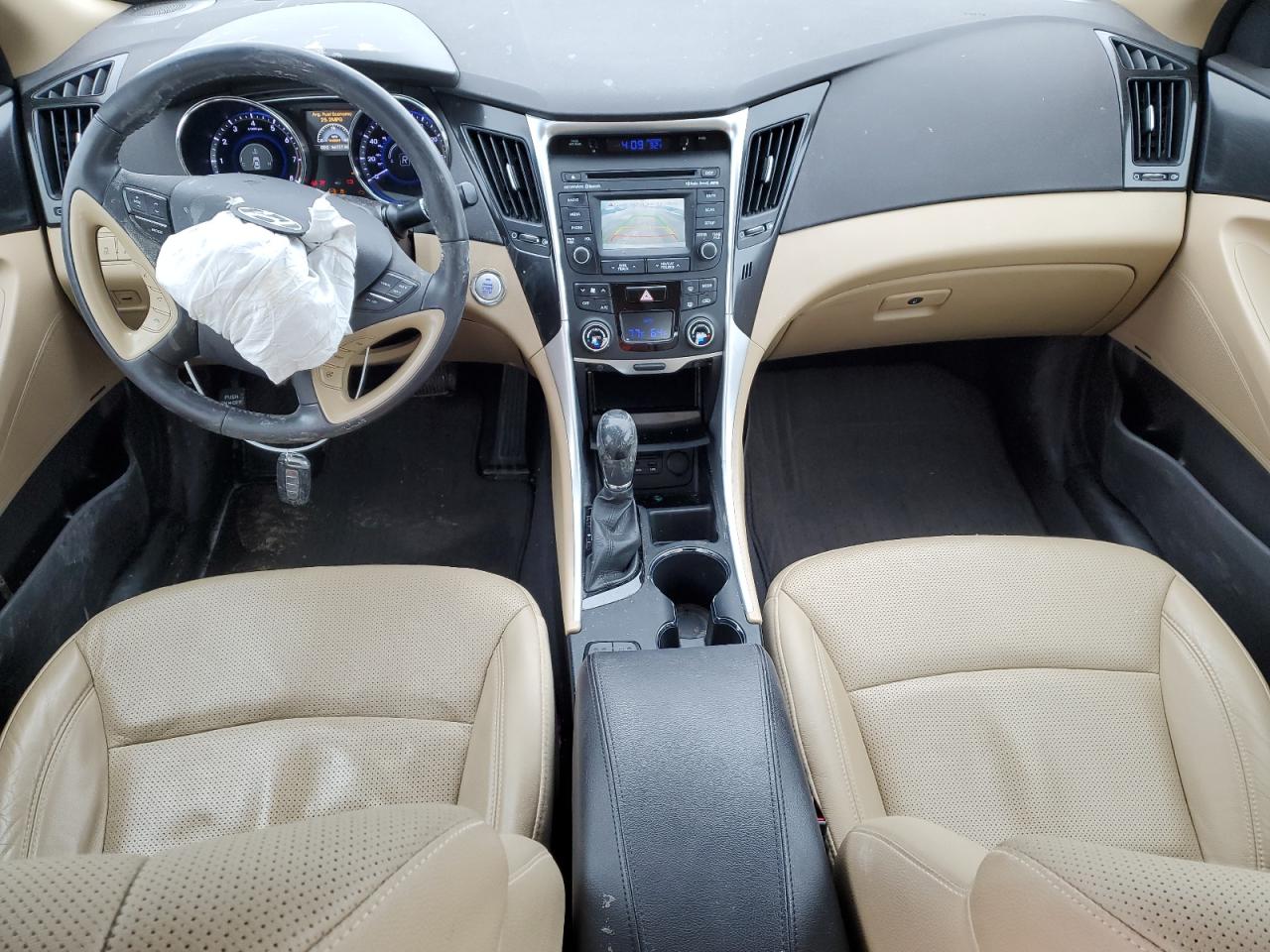 2014 Hyundai Sonata - Image 8