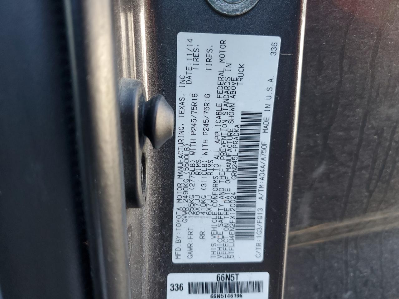 2015 Toyota Tacoma - Image 14
