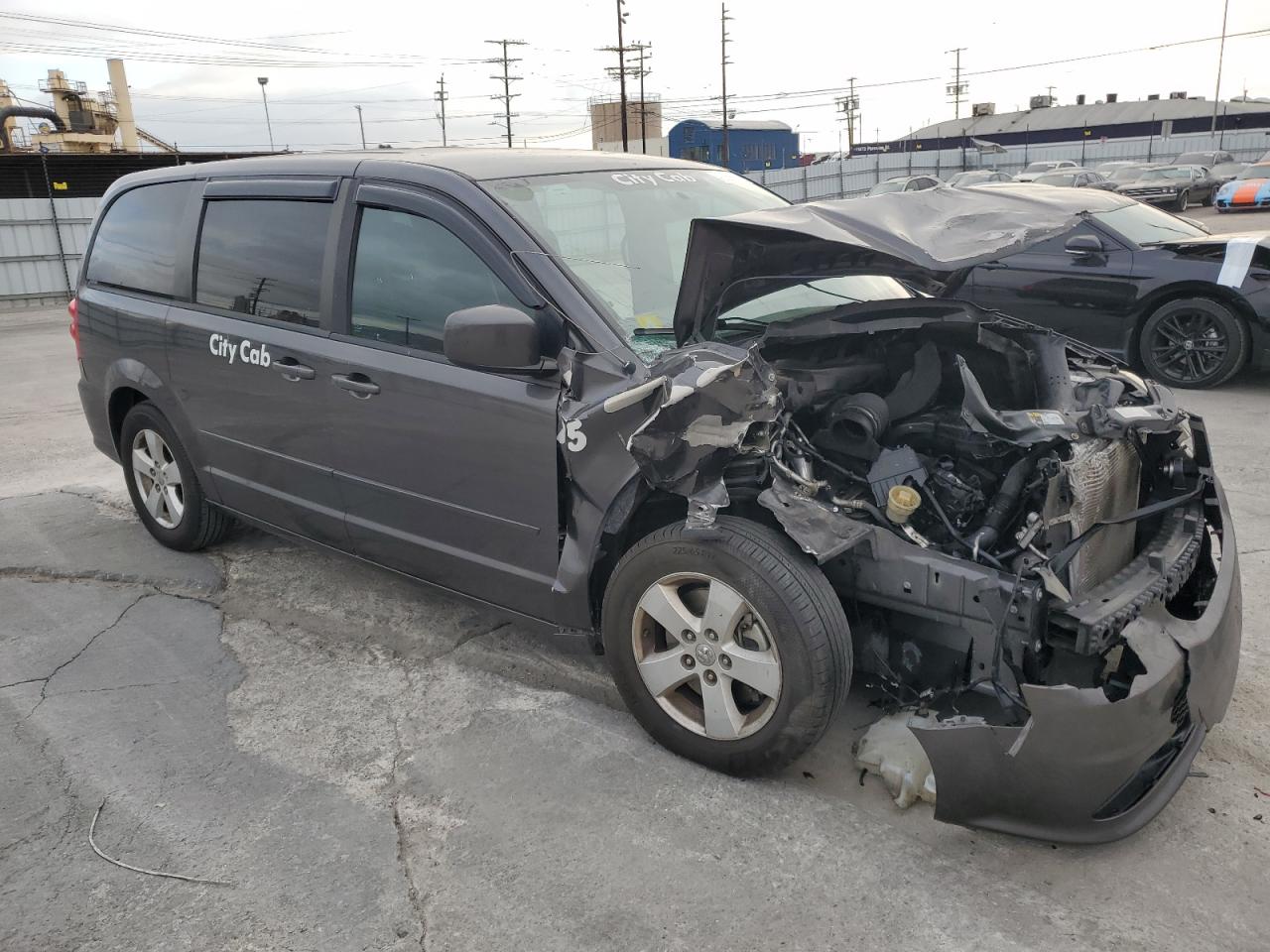 2015 Dodge Caravan - Image 4