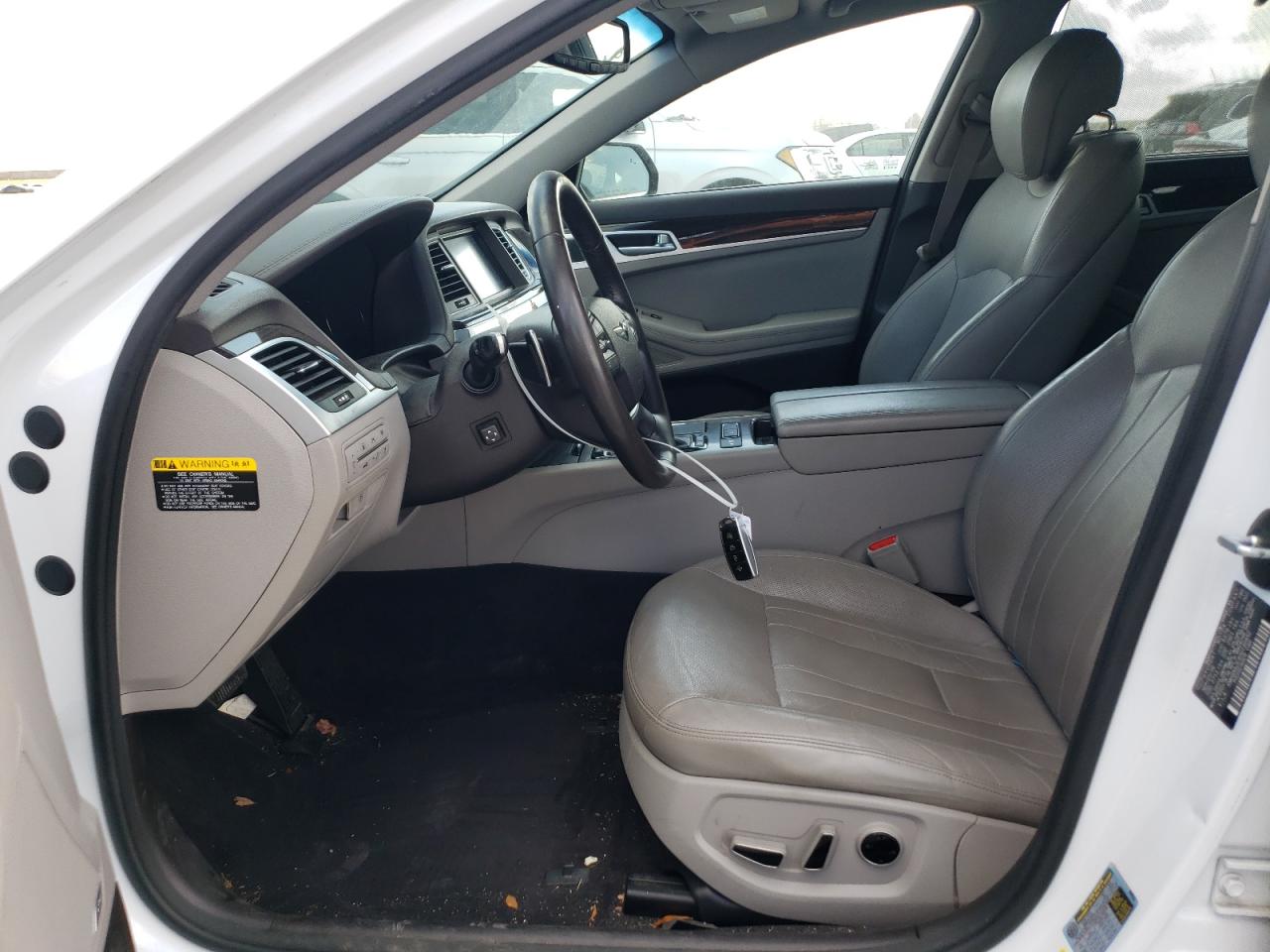 2017 Genesis G80 - Image 7