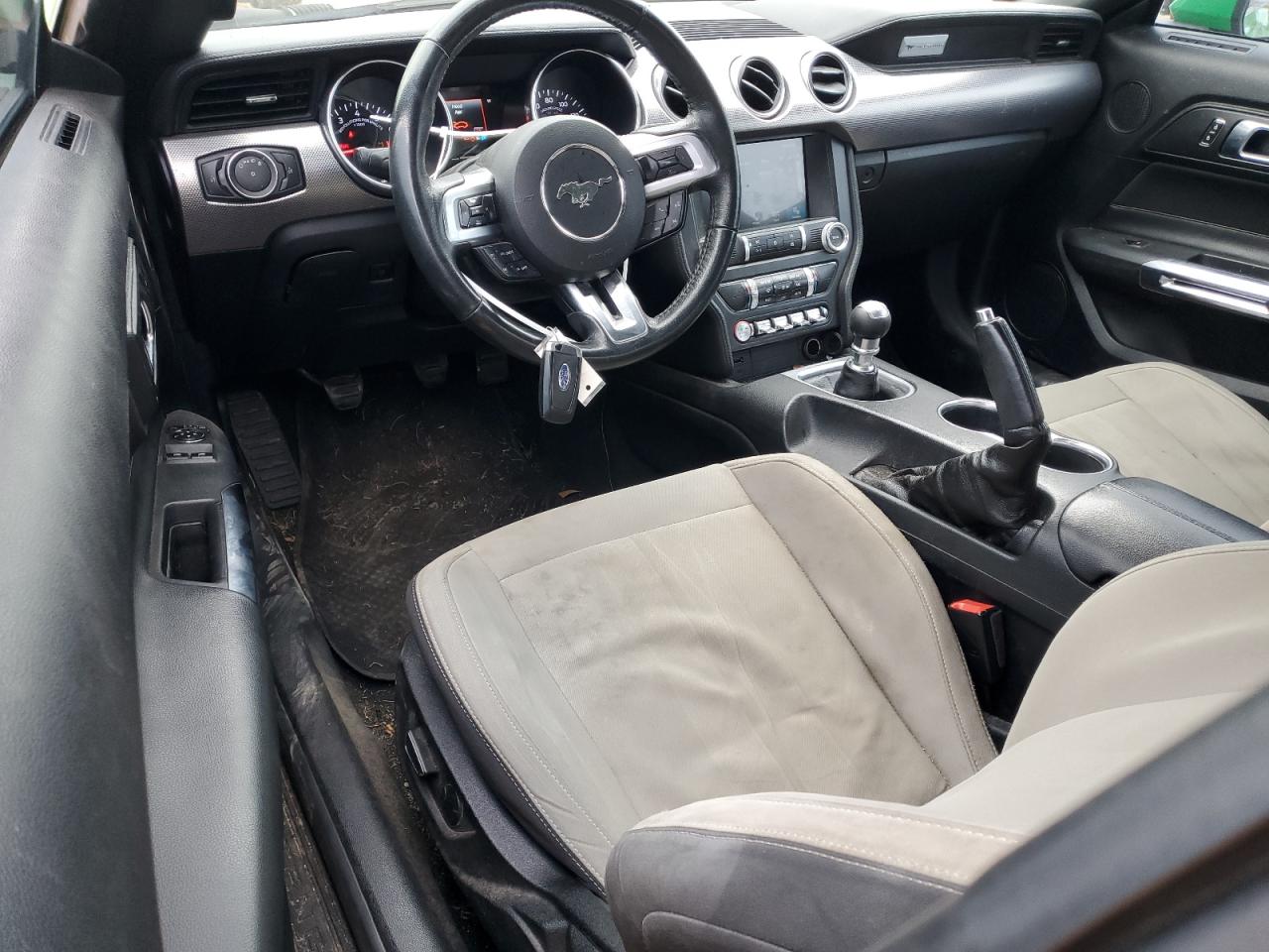 2019 Ford Mustang - Image 8