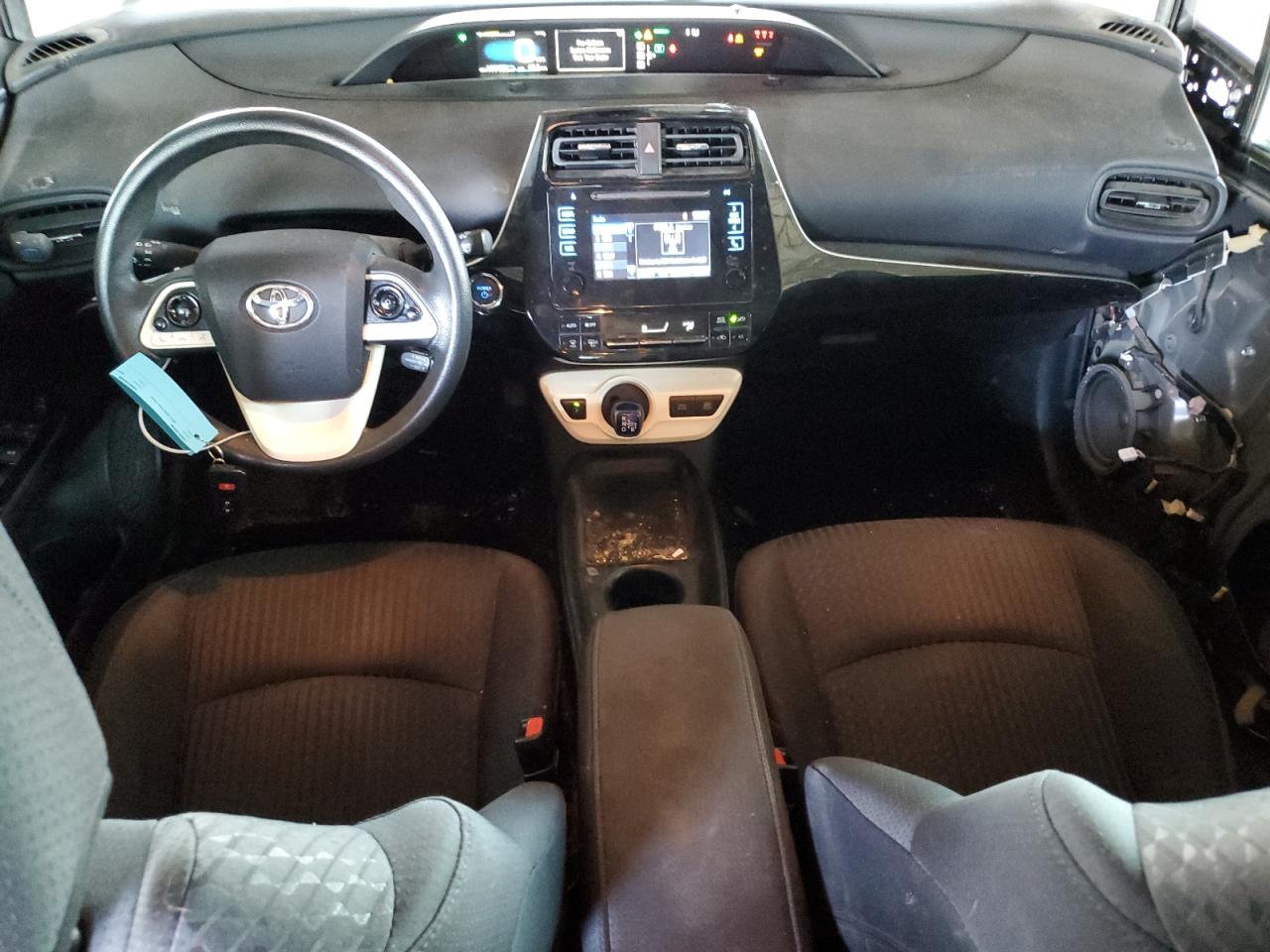 2017 Toyota Prius - Image 8