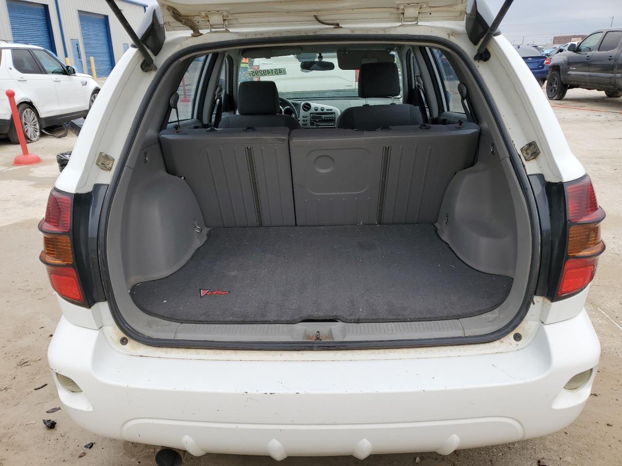 2006 Pontiac Vibe - Image 6