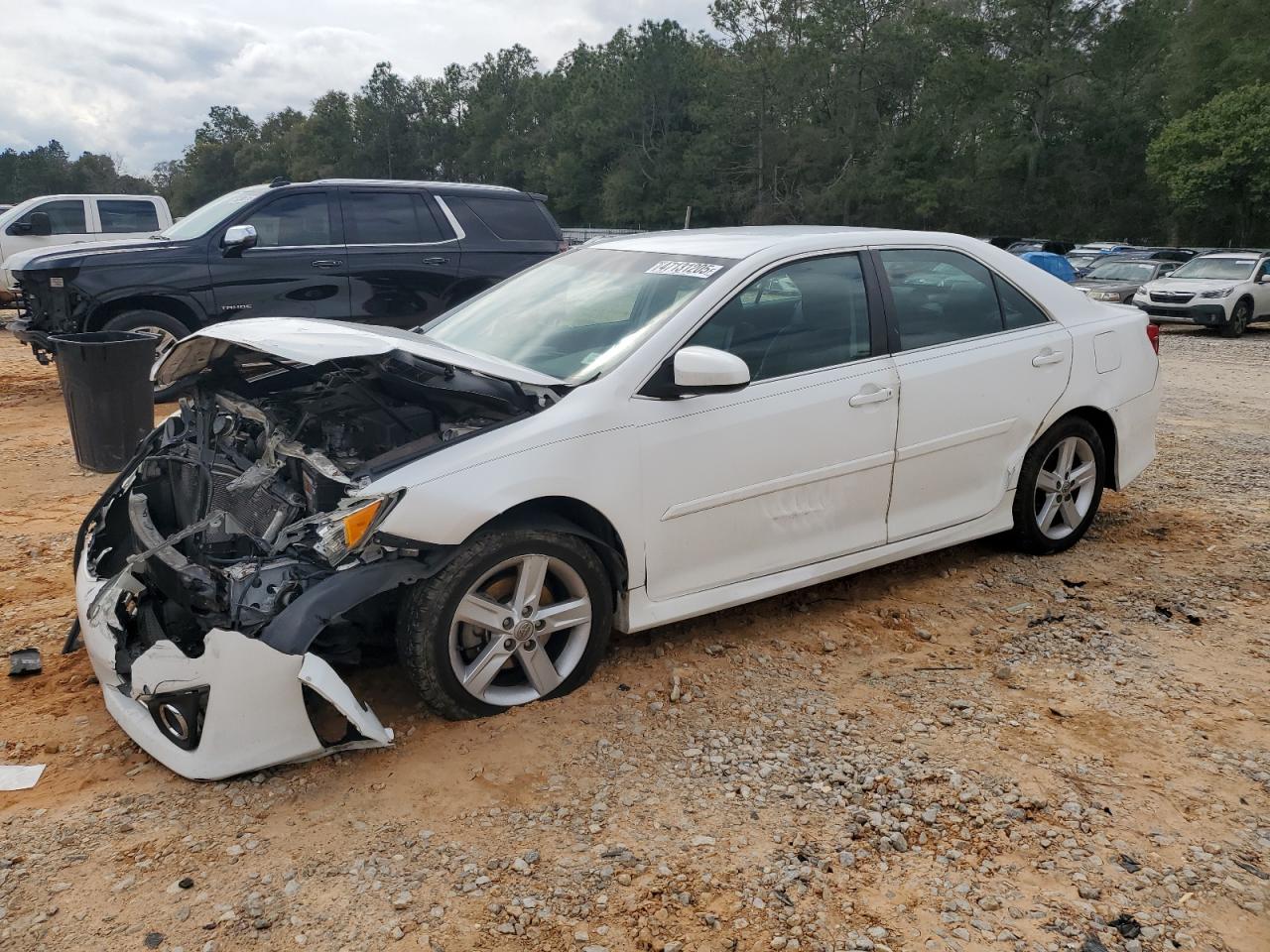 2014 Toyota Camry L de vânzare în Eight Mile, AL - Front End