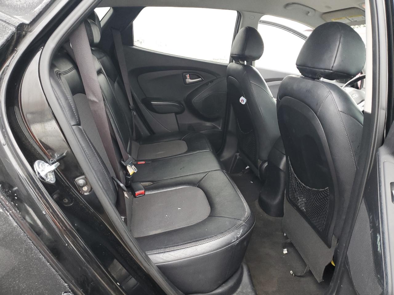 2013 Hyundai Tucson - Image 11