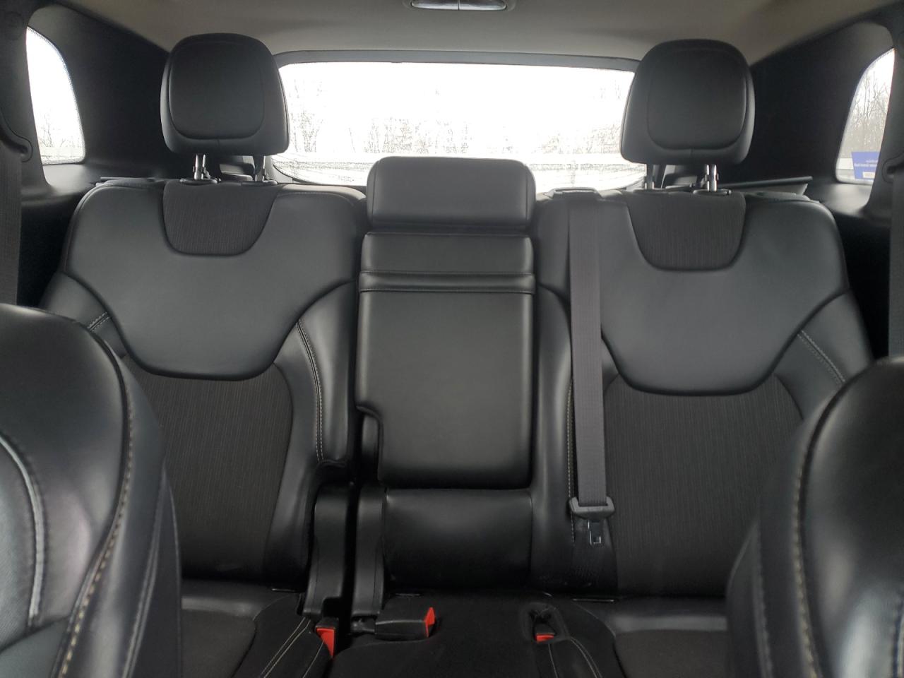 2018 Jeep Grand Cherokee - Image 10