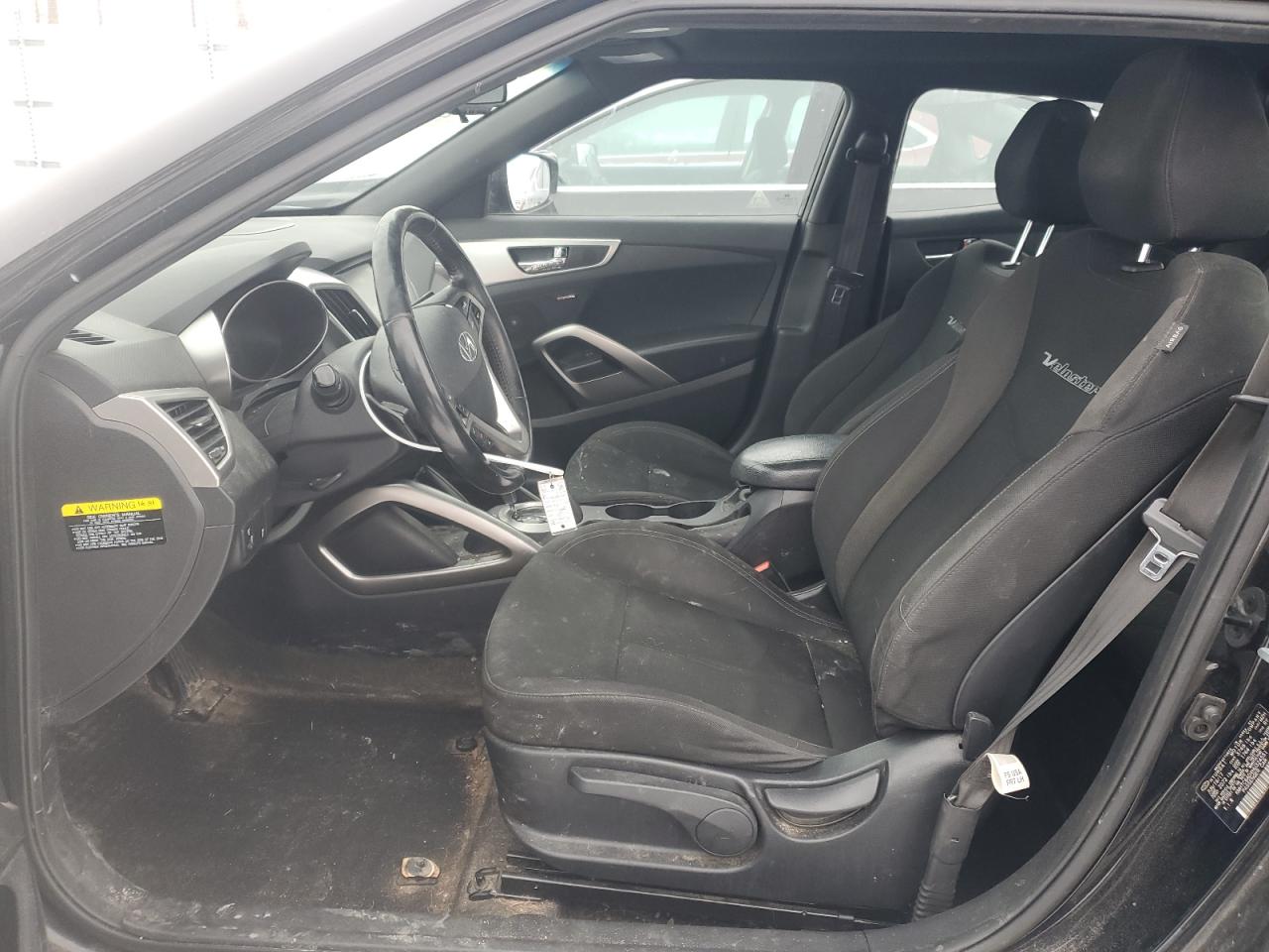 2017 Hyundai Veloster - Image 7