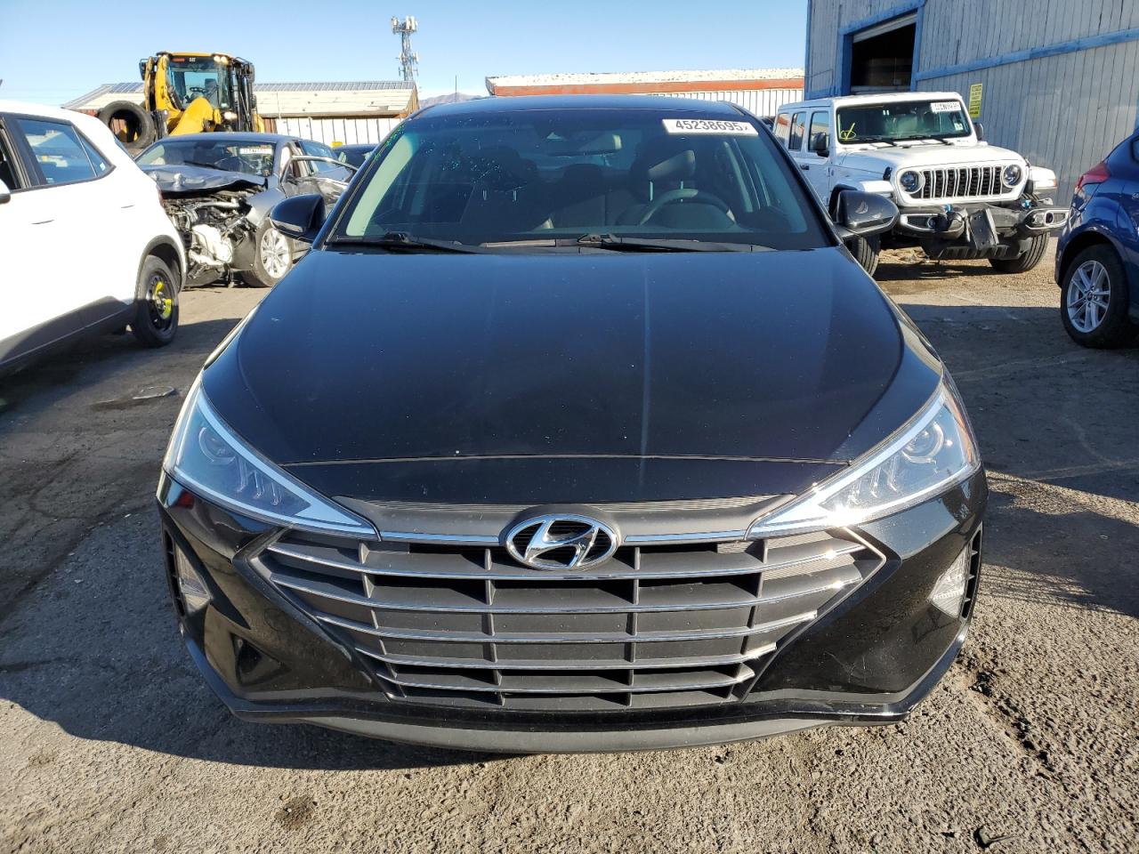 2020 Hyundai Elantra - Image 5