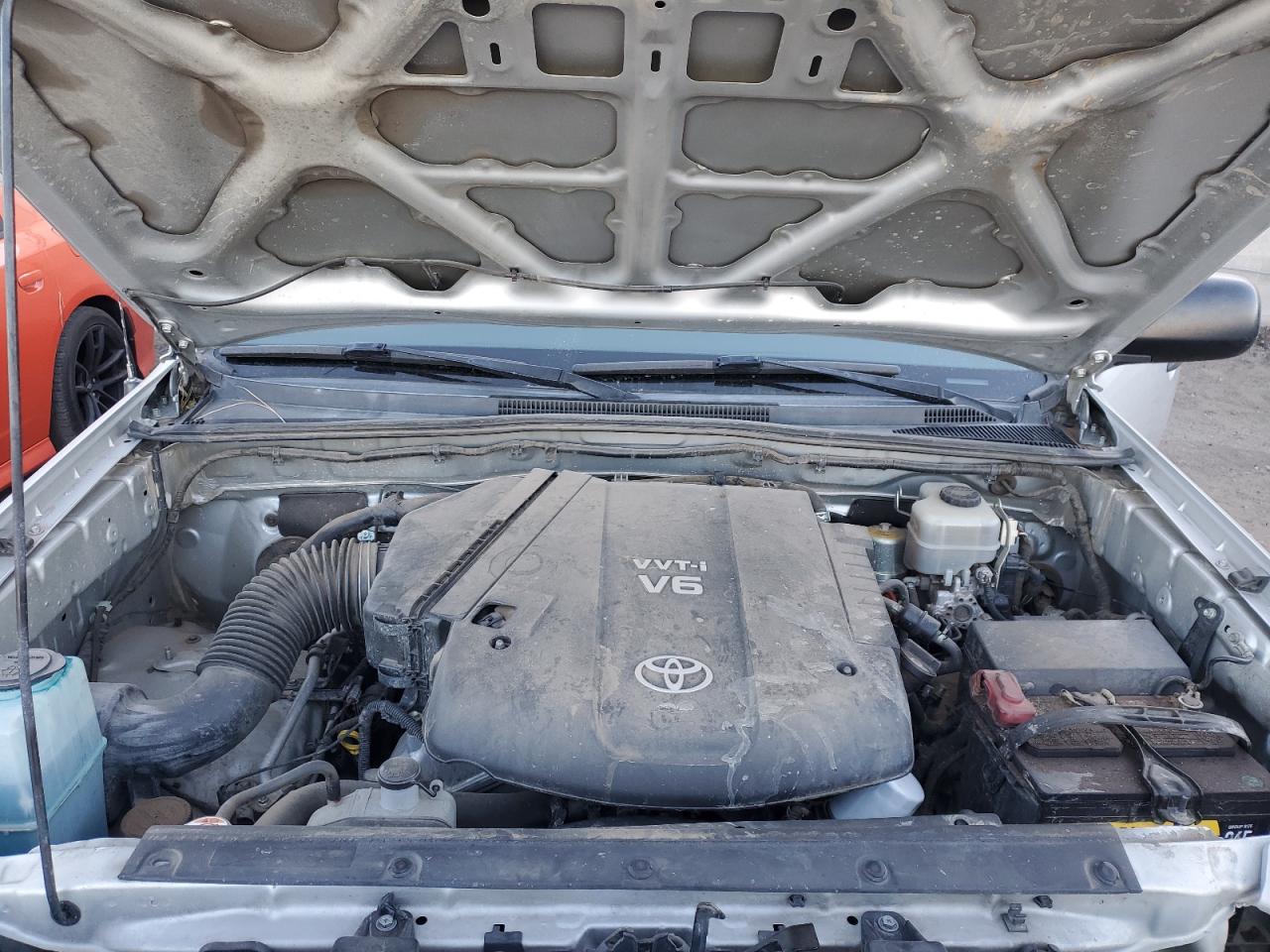 2010 Toyota Tacoma - Image 11