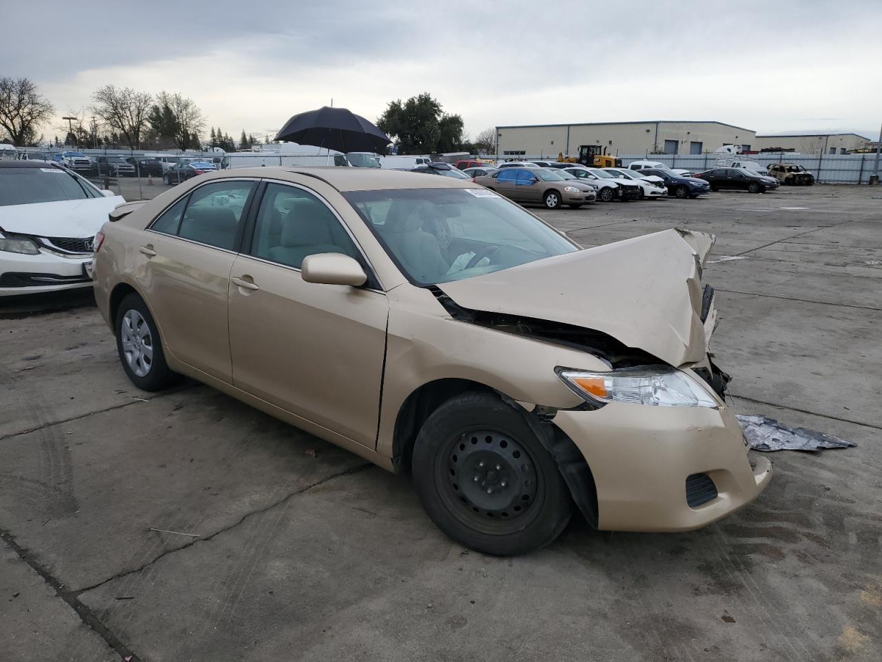 2010 Toyota Camry - Image 4