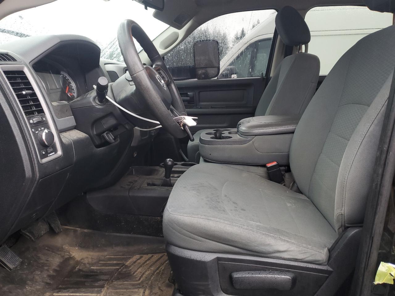 2015 RAM 3500 - Image 7