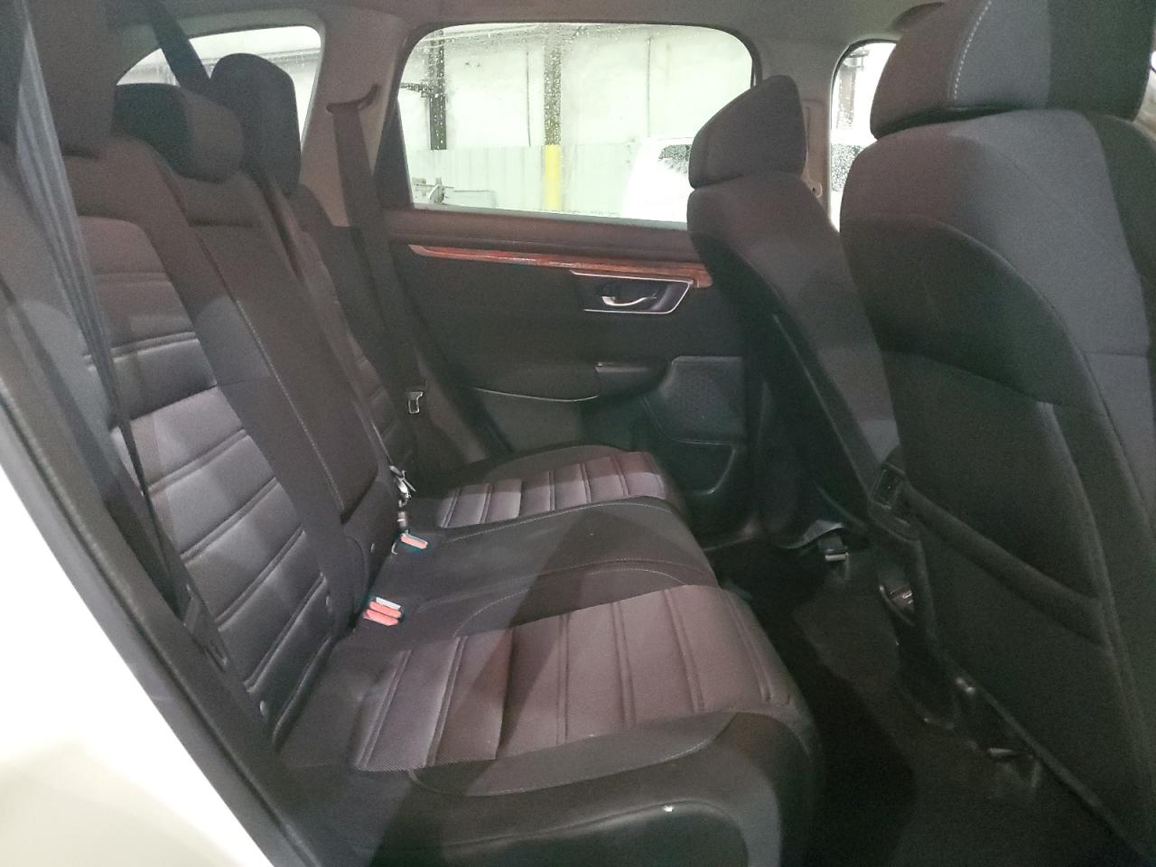 2018 Honda CR-V - Image 11