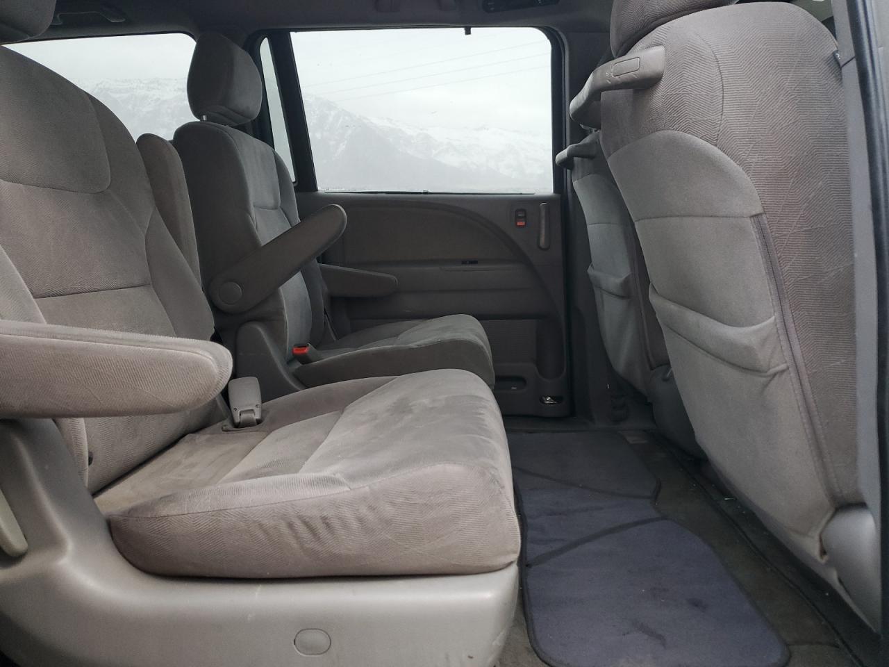 2009 Honda Odyssey - Image 11