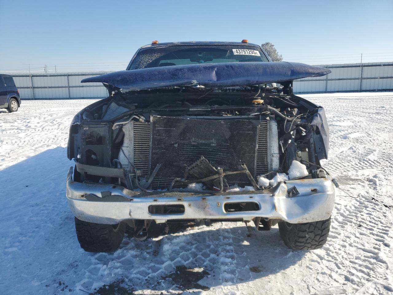 2001 GMC Sierra - Image 5