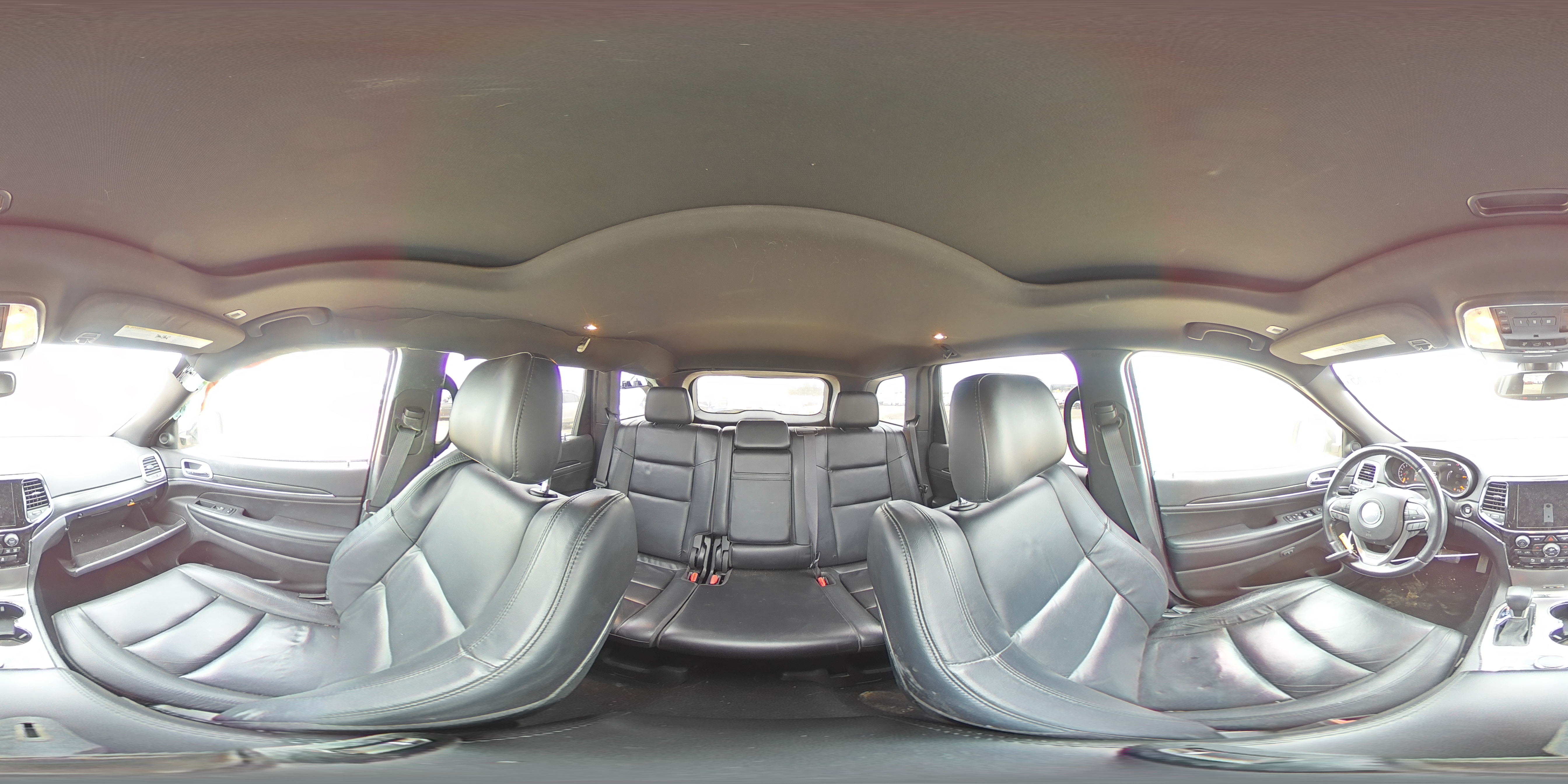 2019 Jeep Grand Cherokee - Image 14