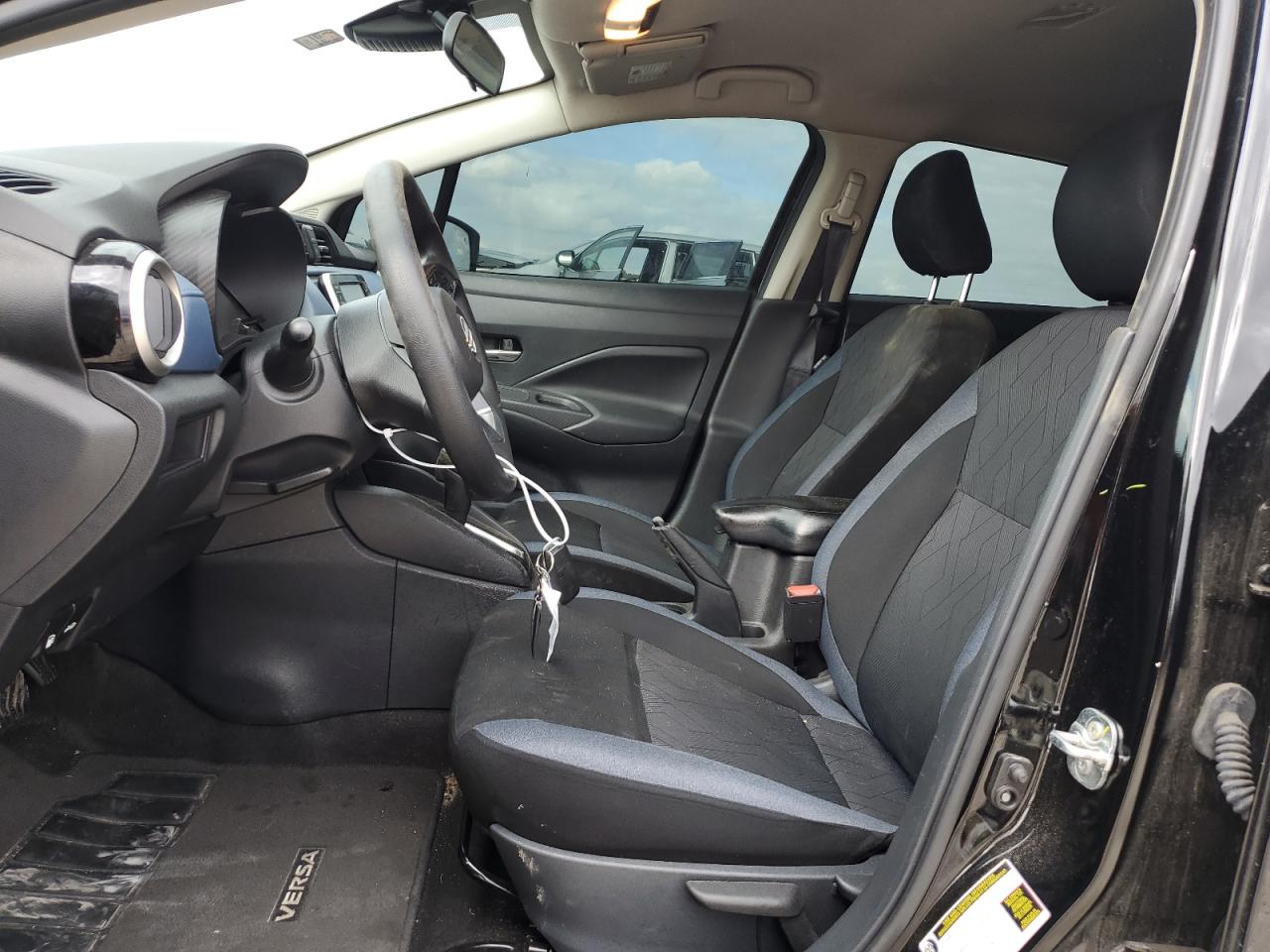 2024 Nissan Versa - Image 10