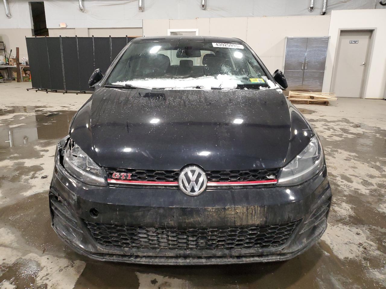 2021 Volkswagen GTI - Image 5