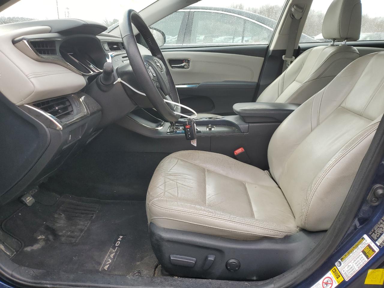 2013 Toyota Avalon - Image 7