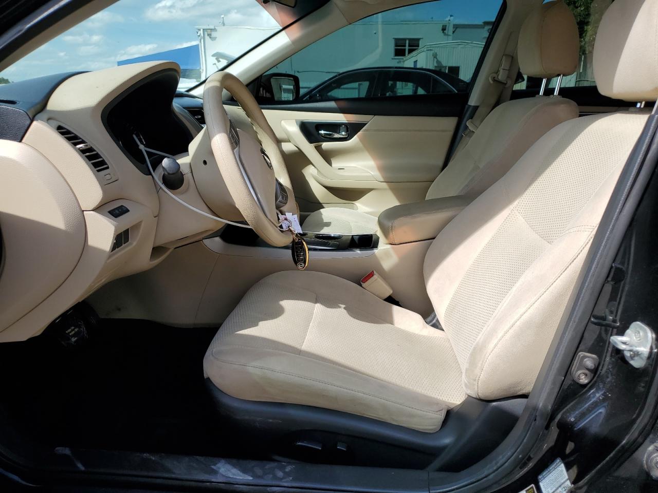 2015 Nissan Altima - Image 7