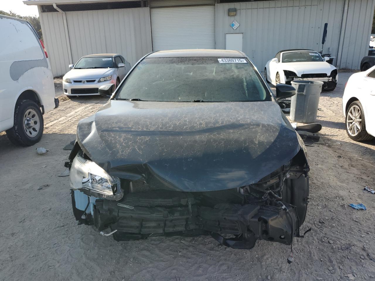 2017 Toyota Camry - Image 5