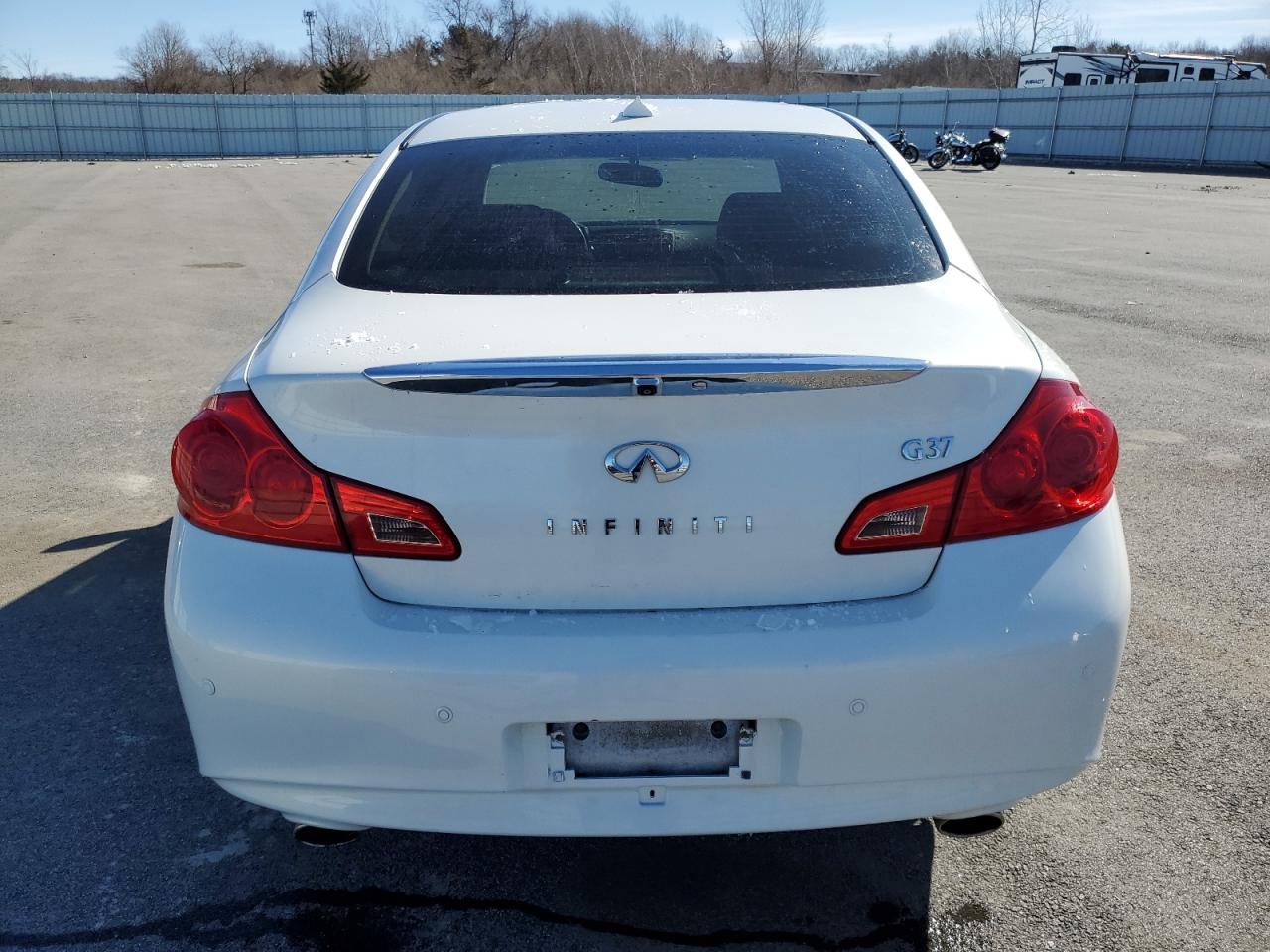 2013 Infiniti G - Image 6