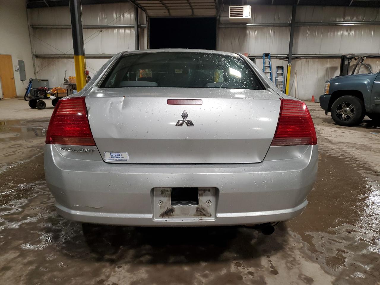 2006 Mitsubishi Galant - Image 6