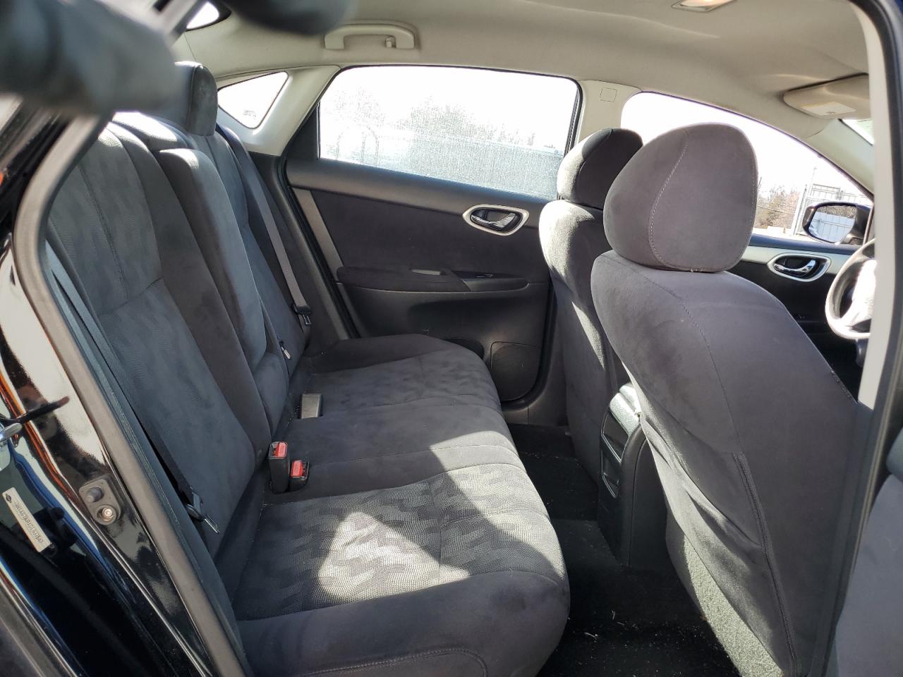 2013 Nissan Sentra - Image 10