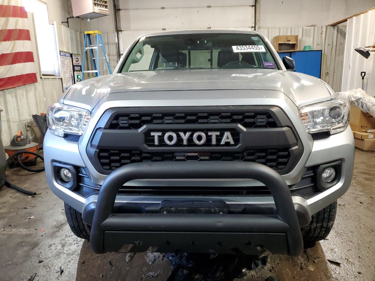 2022 Toyota Tacoma - Image 5