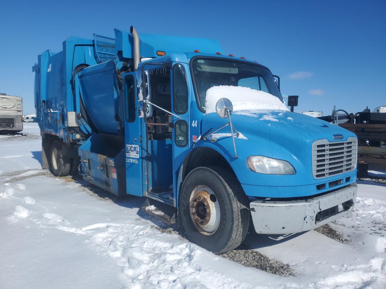 2011 Freightliner M2 106 Medium Duty for Sale in Earlington, KY - Minor Dent/Scratches