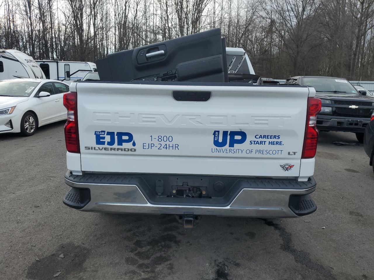 2020 Chevrolet Silverado - Image 6