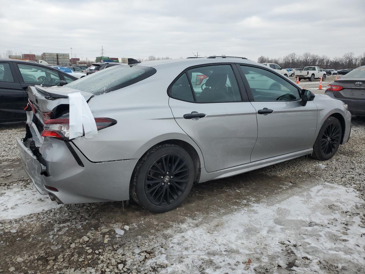 2021 Toyota Camry - Image 3