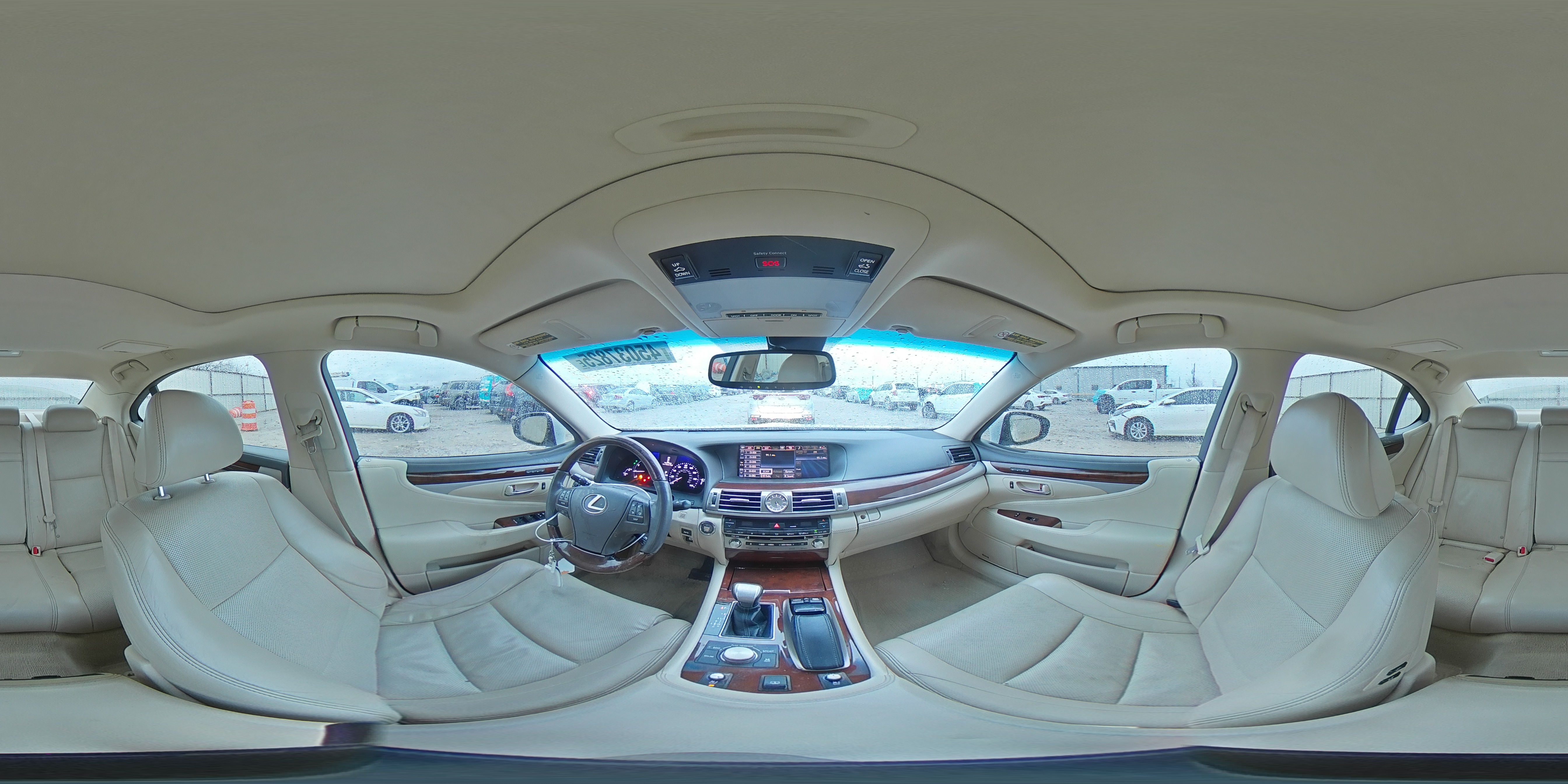 2014 Lexus LS - Image 13