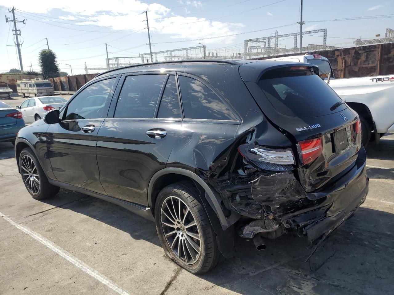 2018 Mercedes-Benz GLC - Image 2