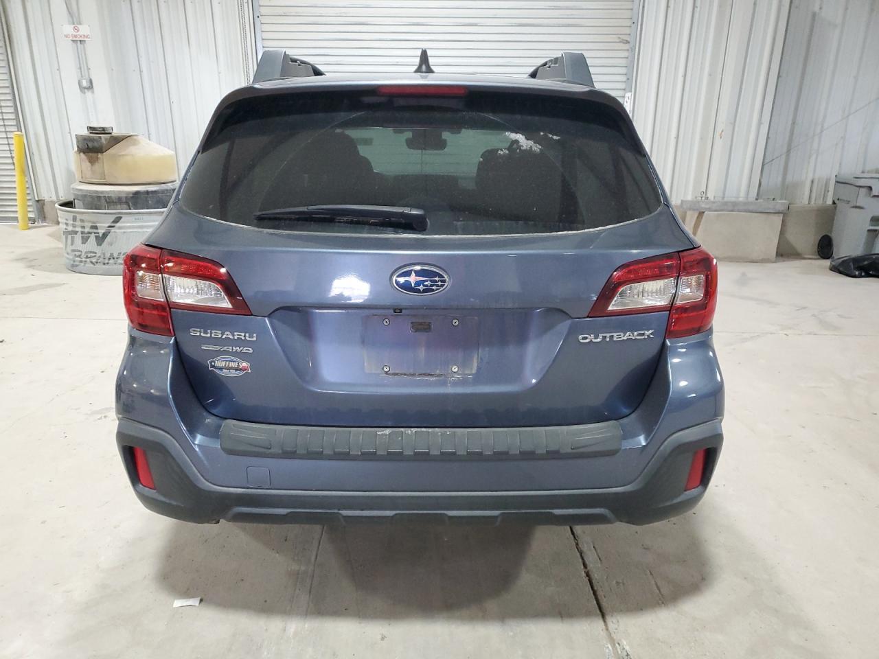 2018 Subaru Outback - Image 6