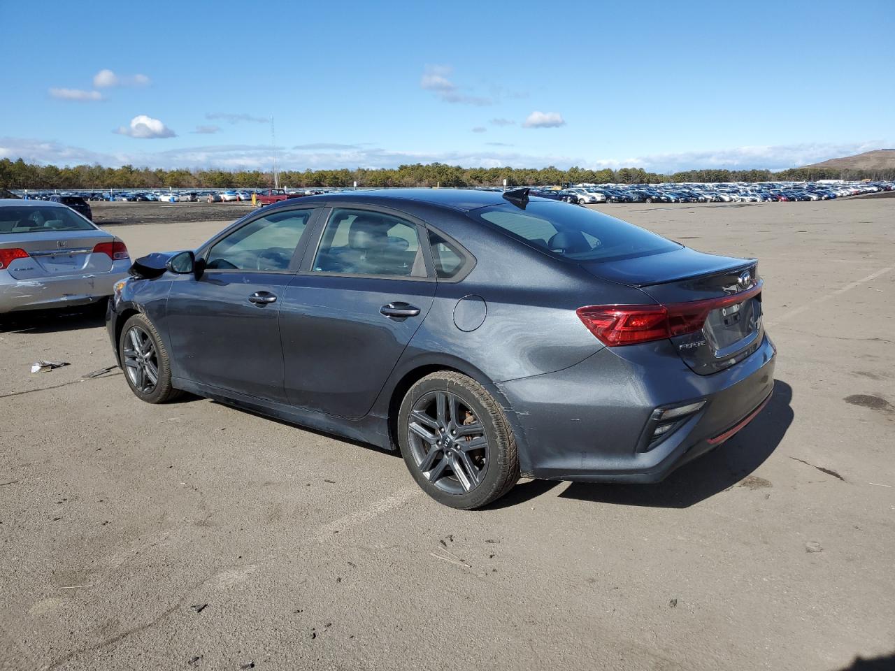 2021 Kia Forte - Image 2