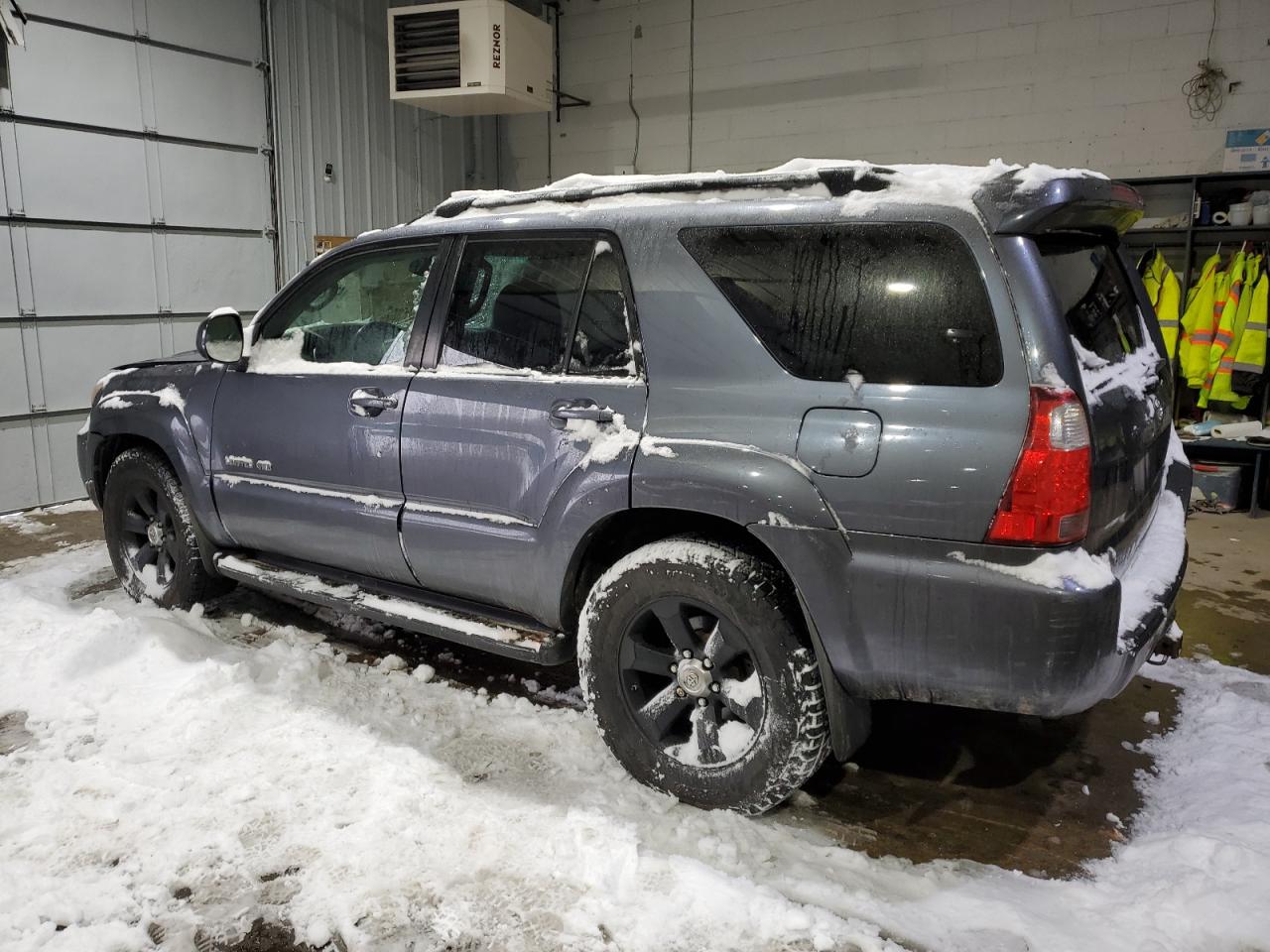 2008 Toyota 4Runner - Image 2