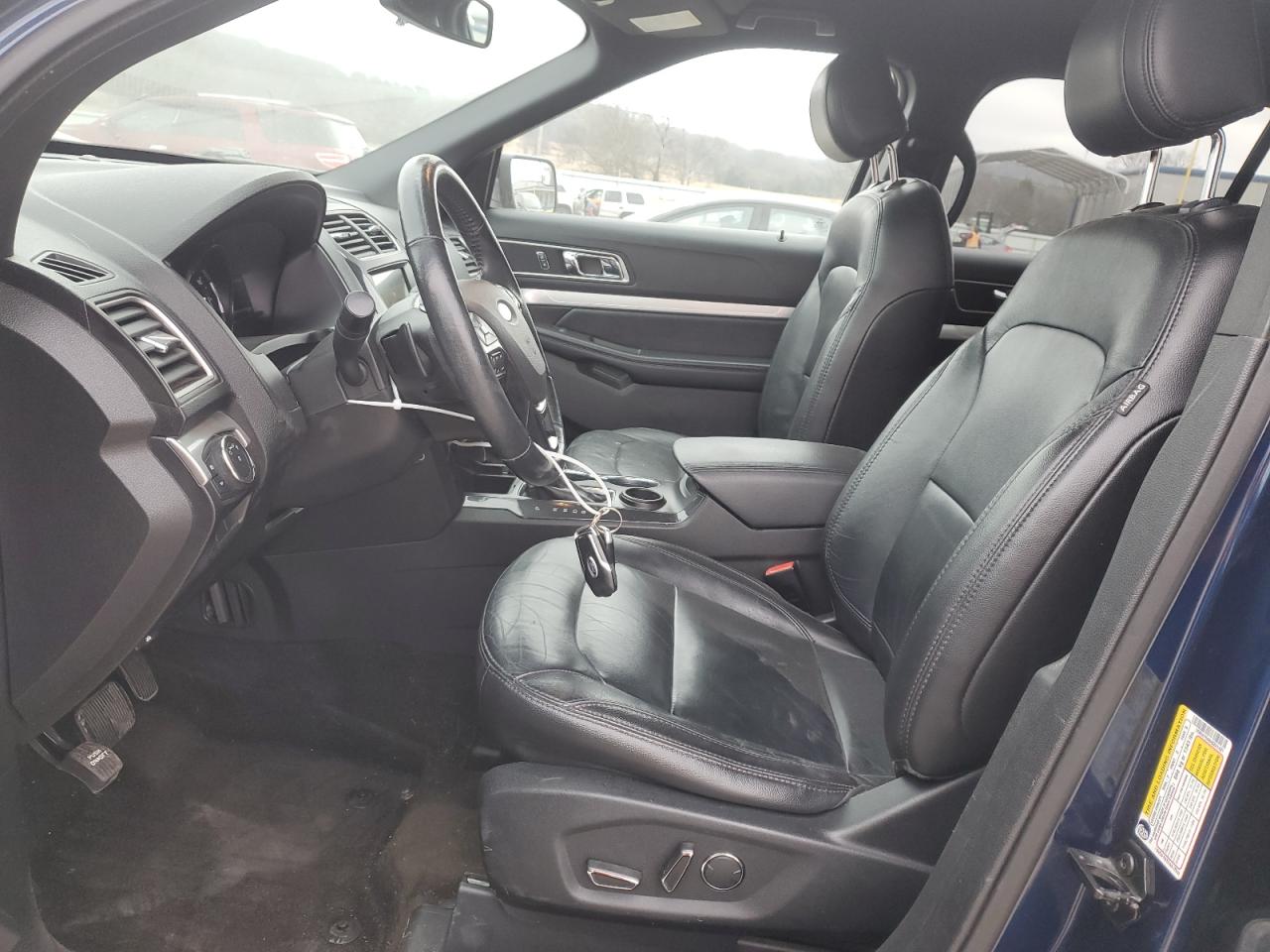 2017 Ford Explorer - Image 7
