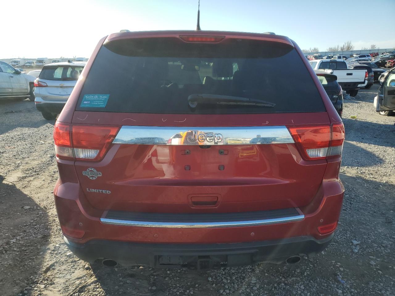 2011 Jeep Grand Cherokee - Image 6