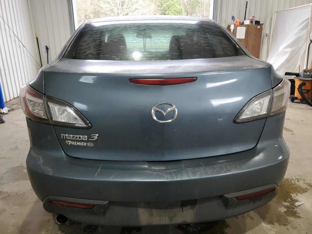 2010 Mazda 3 - Image 6