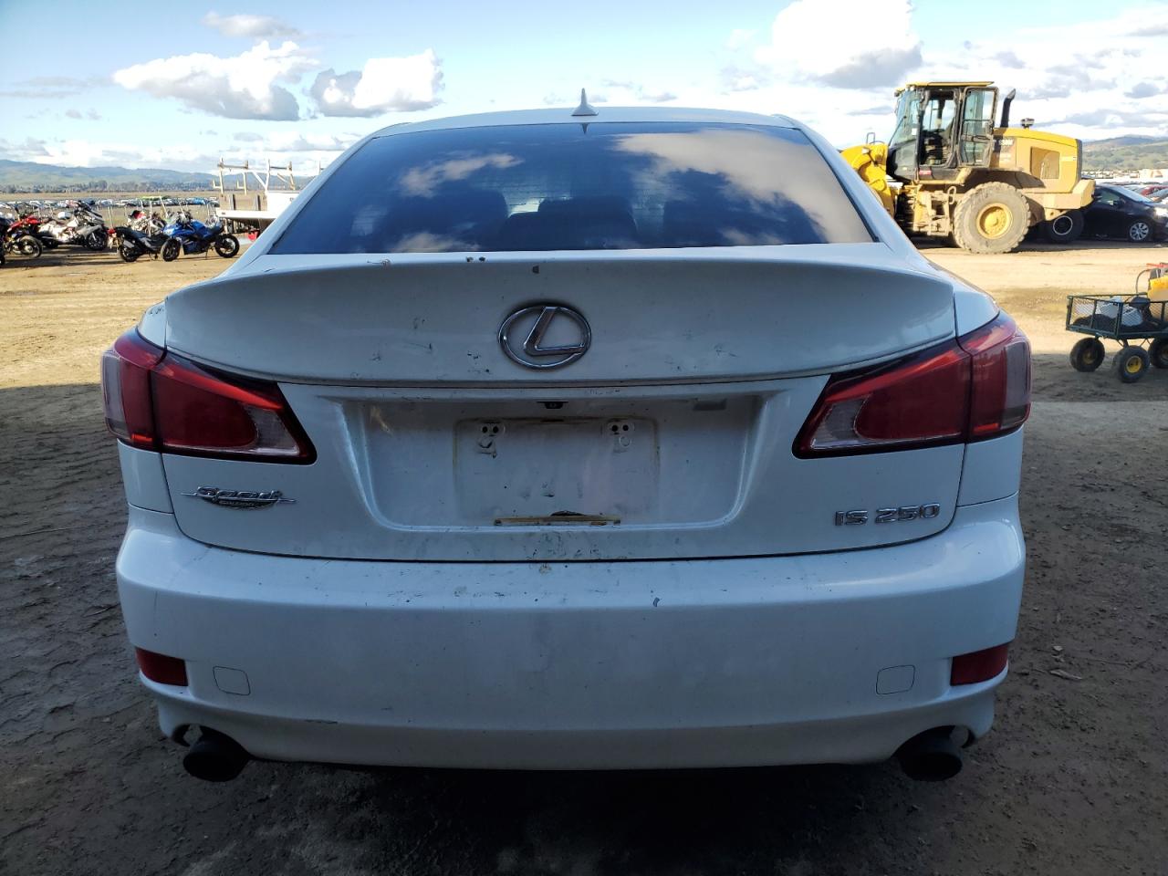 2012 Lexus IS - Image 6