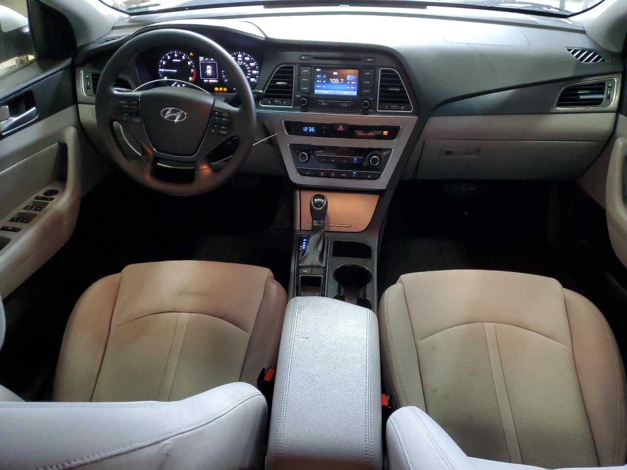 2015 Hyundai Sonata - Image 8