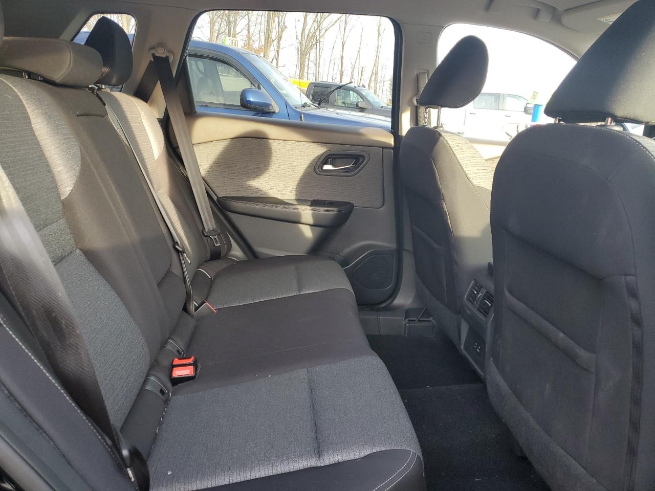 2021 Nissan Rogue - Image 11